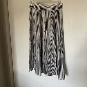 Universal thread midi skirt